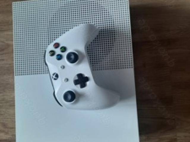 xbox One S 1TB - 1